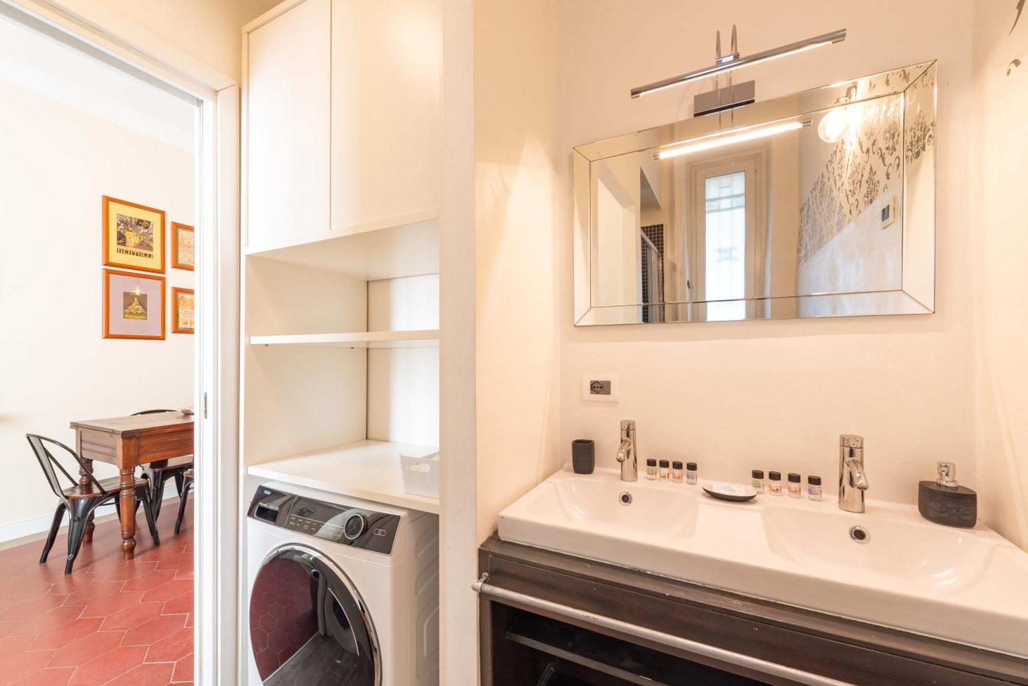 10' Duomo & Central Station Large Apartment 밀라노 외부 사진
